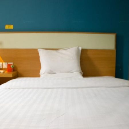 7 Days Inn Guangzhou Jiangtai Rd Metro Eksteriør billede